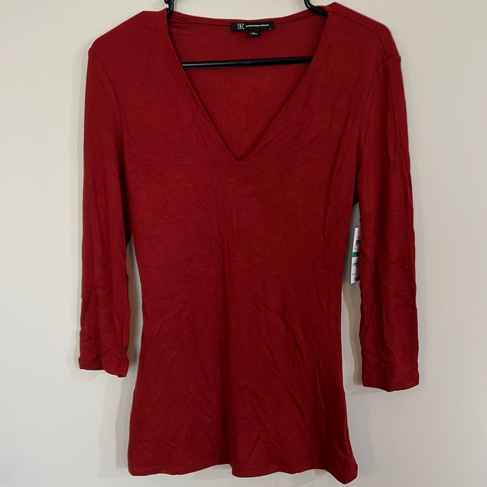 Woman’s ribbed dress shirt